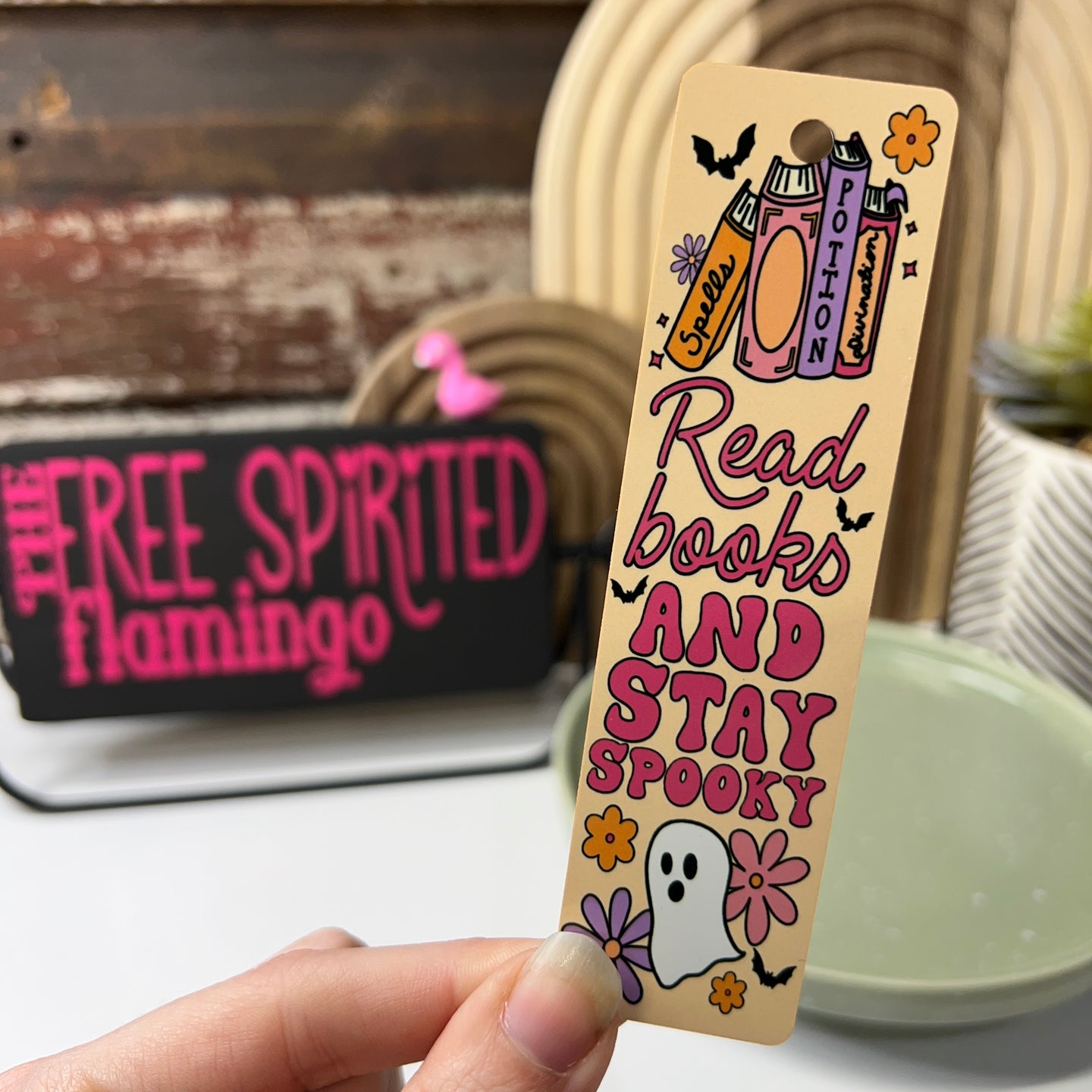 Read Books And Stay Spooky